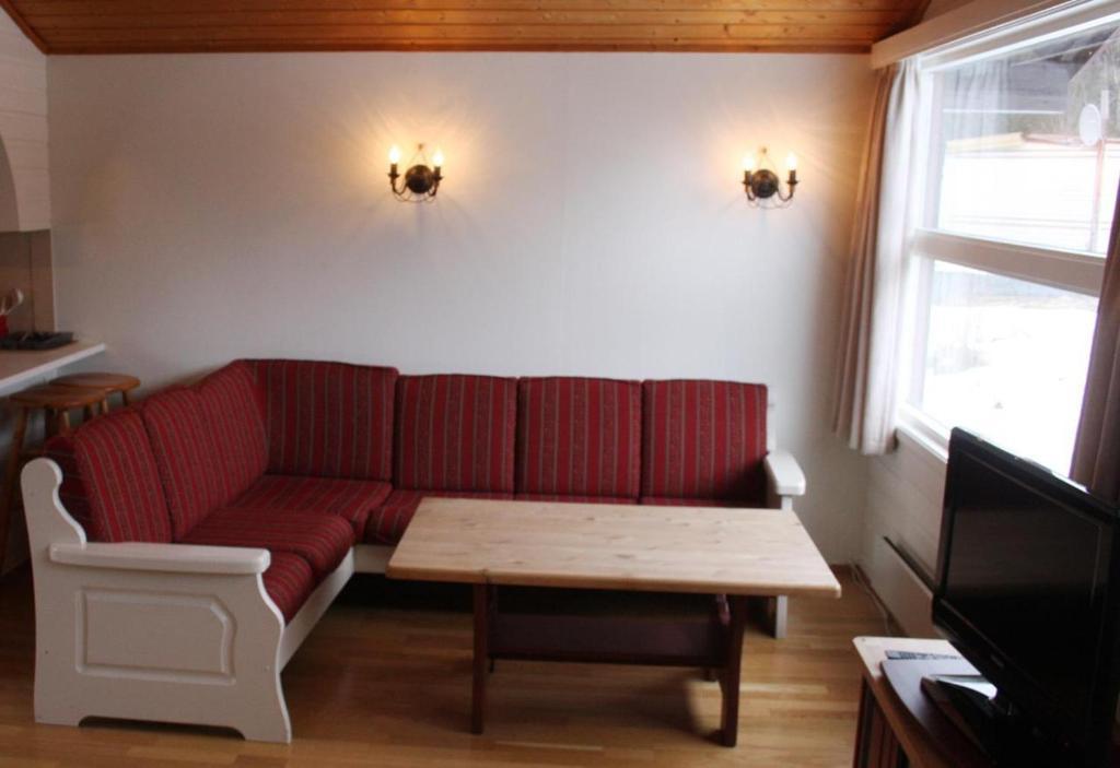 Eventyrlige Skaret Motel Årøy Habitación foto